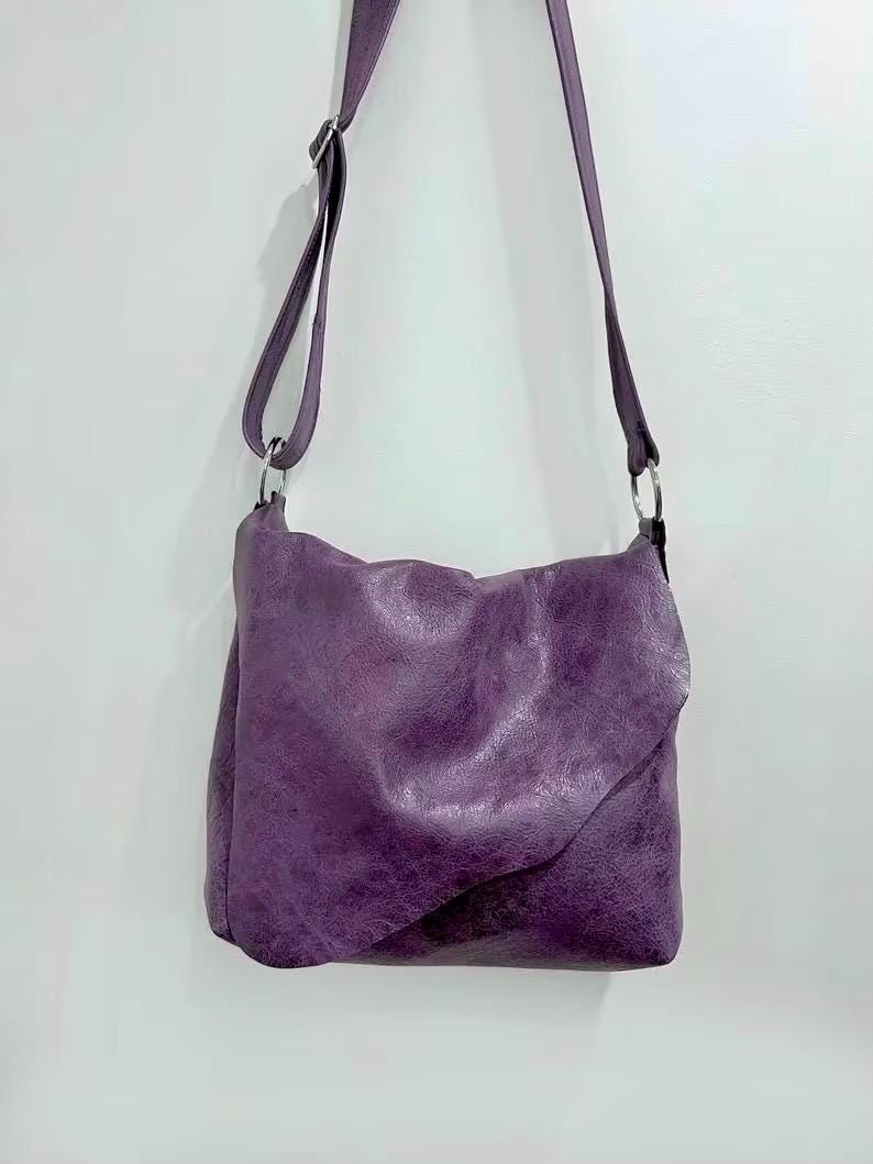 Vintaged Purple Leather adjustable crossbody bag with flap
