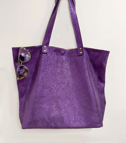 Metallic Purple Leather Wallet Purse with zipper pocket