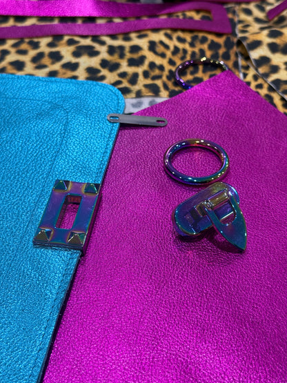 Fuchsia Pink and Turquoise Metallic Leather crossbody with turn clasp close