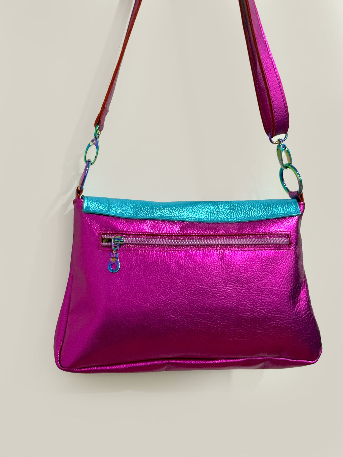 Fuchsia Pink and Turquoise Metallic Leather crossbody with turn clasp close