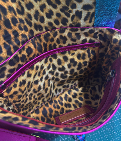 Fuchsia Pink and Turquoise Metallic Leather crossbody with turn clasp close