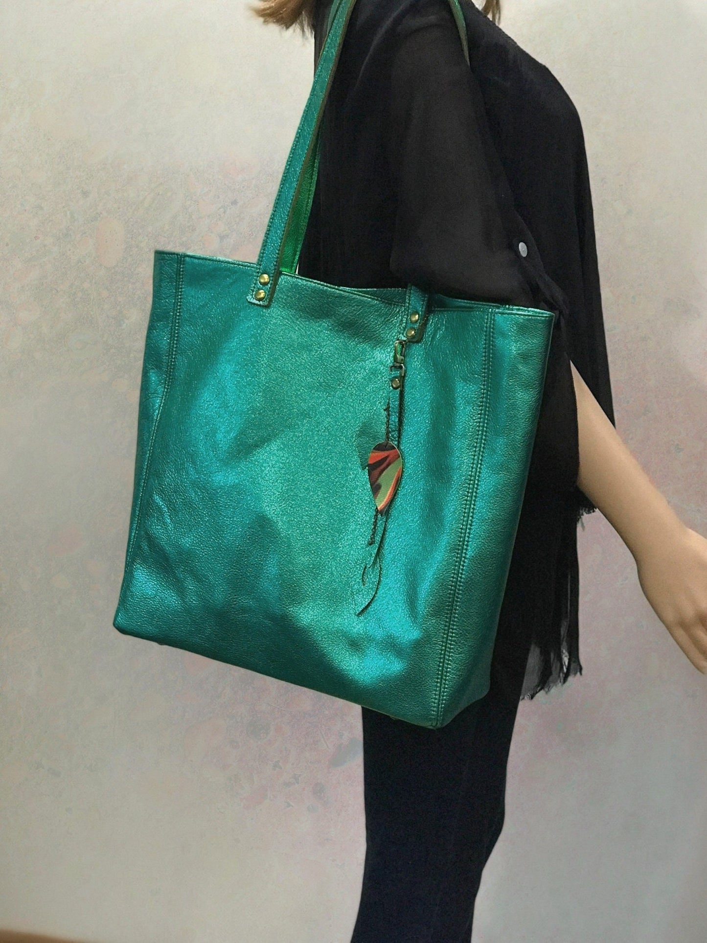 Emerald Green Metallic Leather Tote, zipper pocket and free leather purse