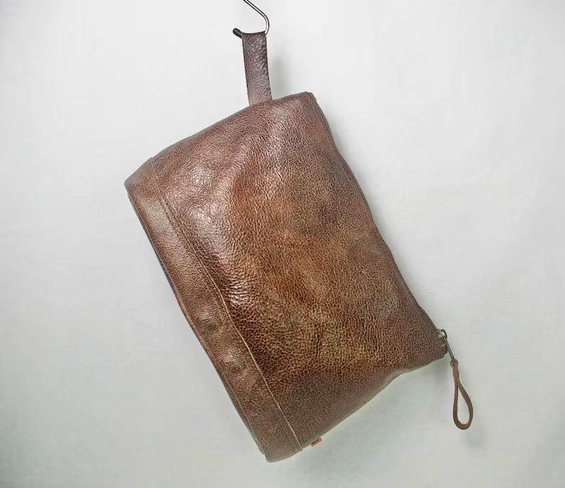 Vintaged Leather Toiletry bag, Mens Dopp kit