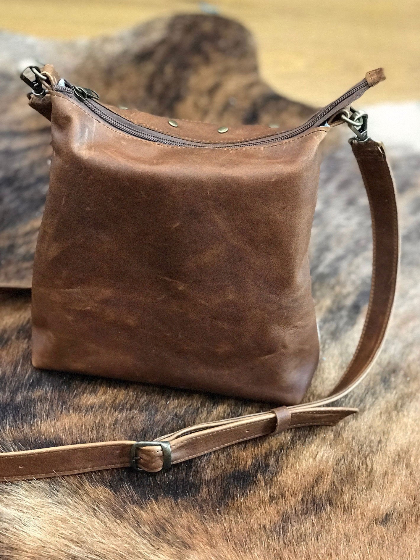 Crossbody Cowhide Leather, vintage brown and short hair cowhide