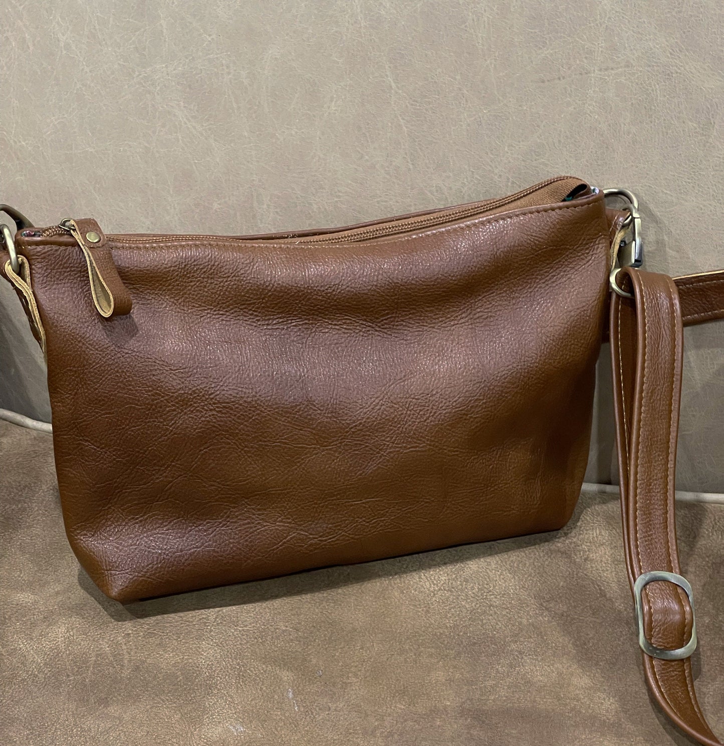 Dark Tan Caramel Leather Crossbody bag