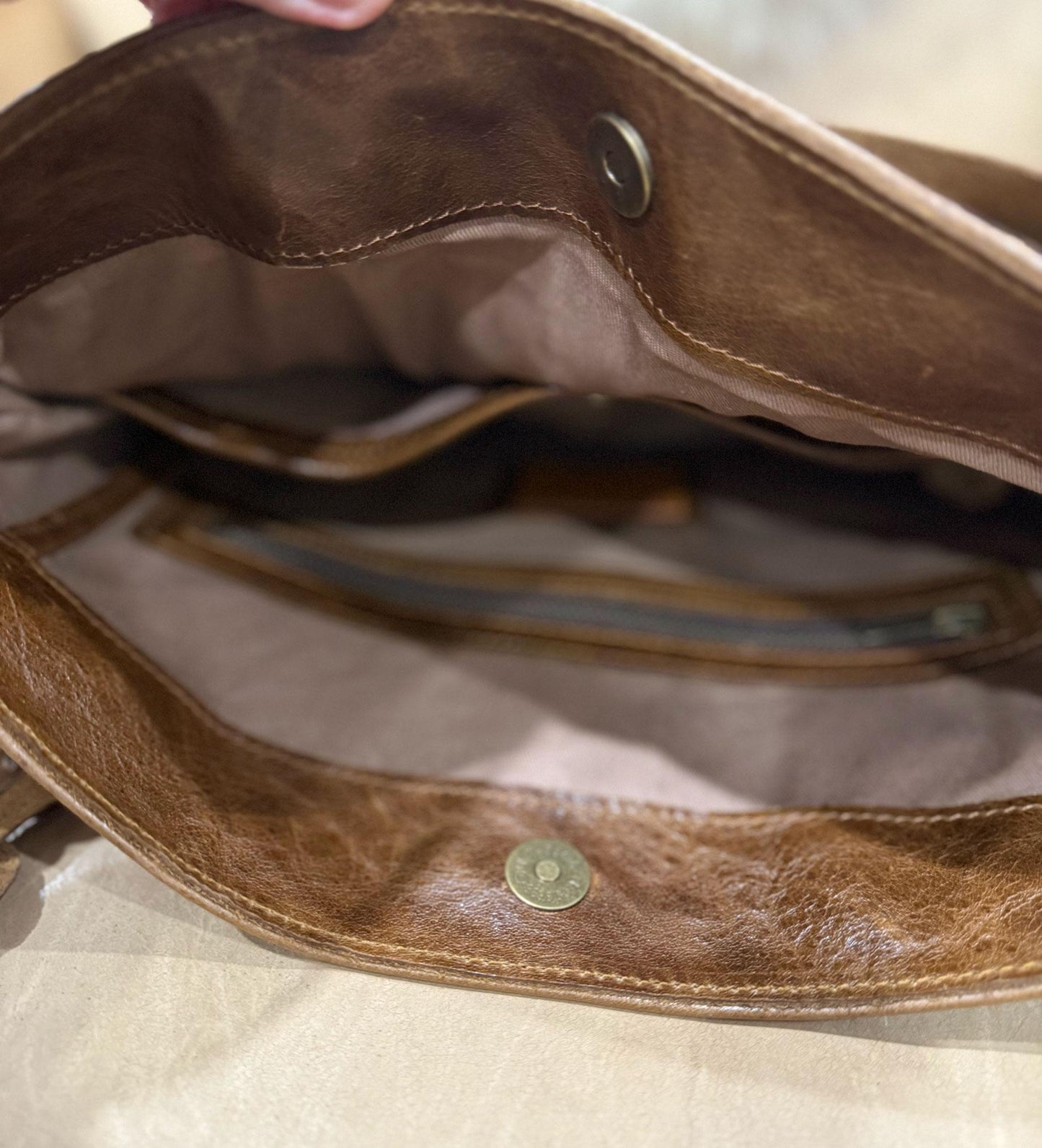 Hand woven vintaged chocolate brown leather crossbody Bag magnet close