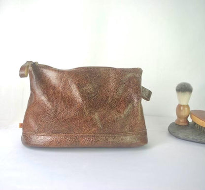 Vintaged Leather Toiletry bag, Mens Dopp kit